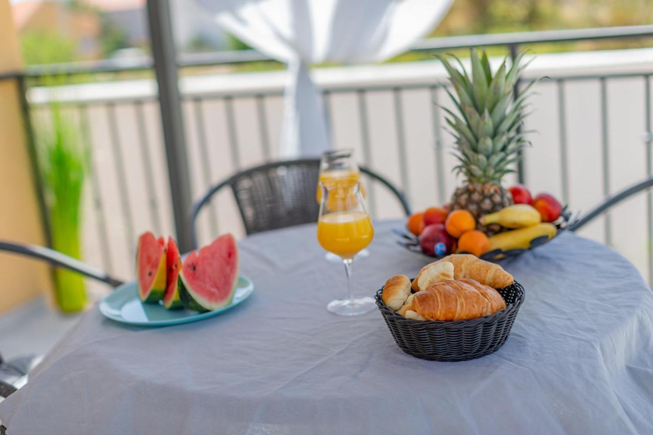 Villa Family And Friends Private Heated Pool With Jacuzzi Zadar Buitenkant foto