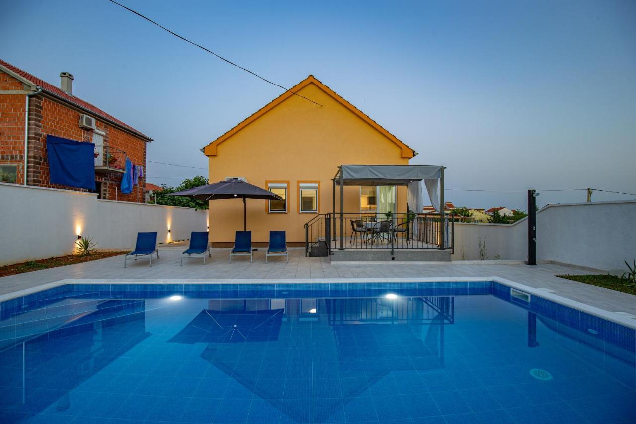 Villa Family And Friends Private Heated Pool With Jacuzzi Zadar Buitenkant foto