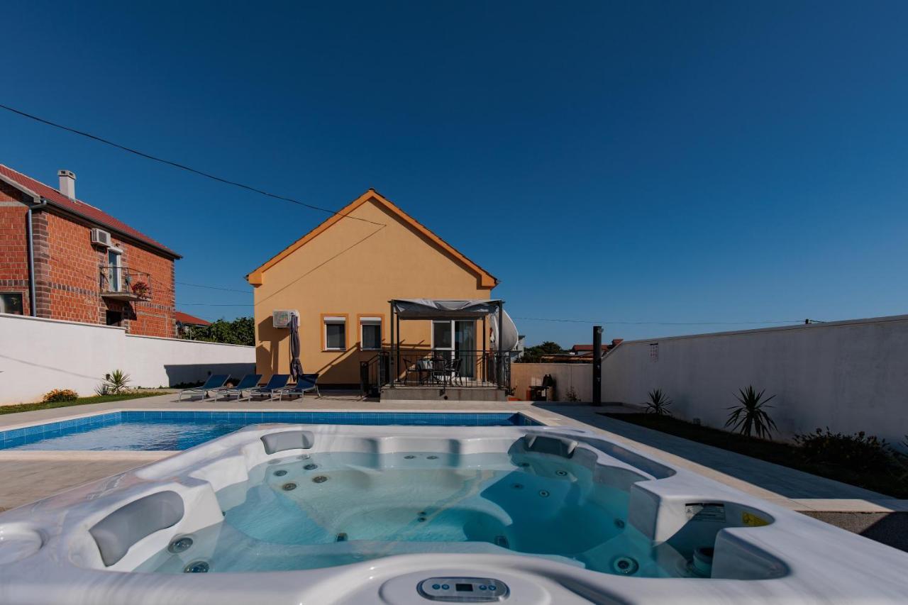 Villa Family And Friends Private Heated Pool With Jacuzzi Zadar Buitenkant foto