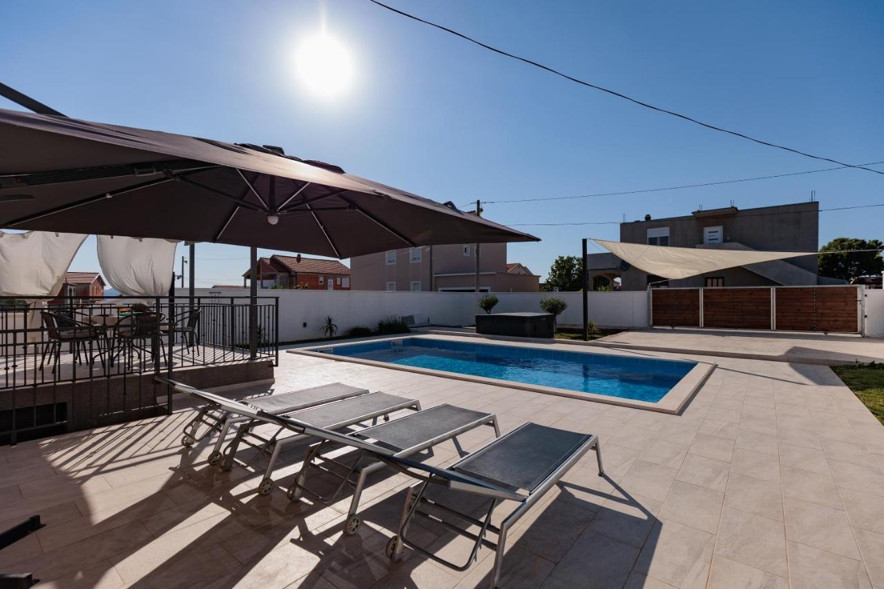 Villa Family And Friends Private Heated Pool With Jacuzzi Zadar Buitenkant foto