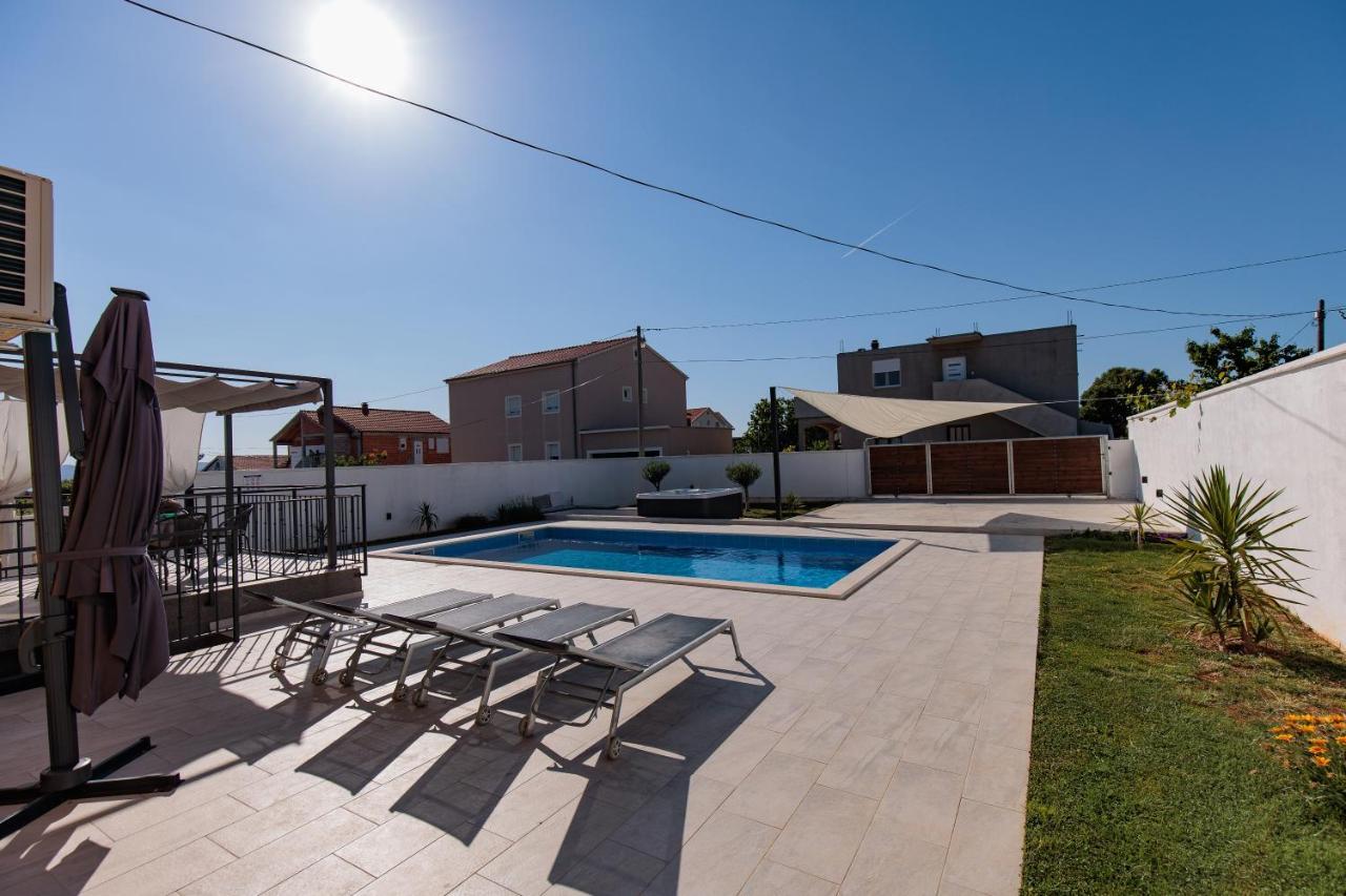 Villa Family And Friends Private Heated Pool With Jacuzzi Zadar Buitenkant foto